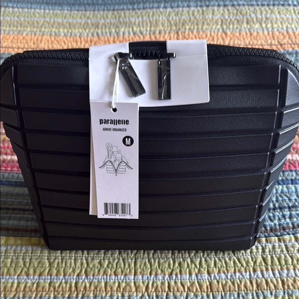 Parallele Black Structured Handbag